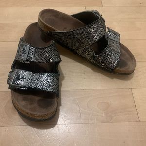 Birkenstock Arizona - Metallic Silver/Black Snake